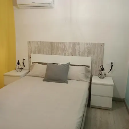 La Casa De Mi Madre - 2 Bed Flat In The Heart Of * Torrevieja